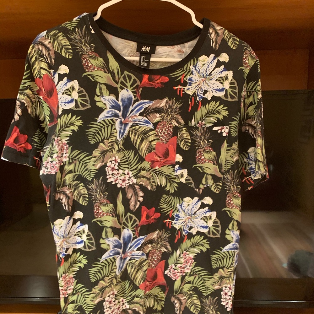h&m floral t-shirt